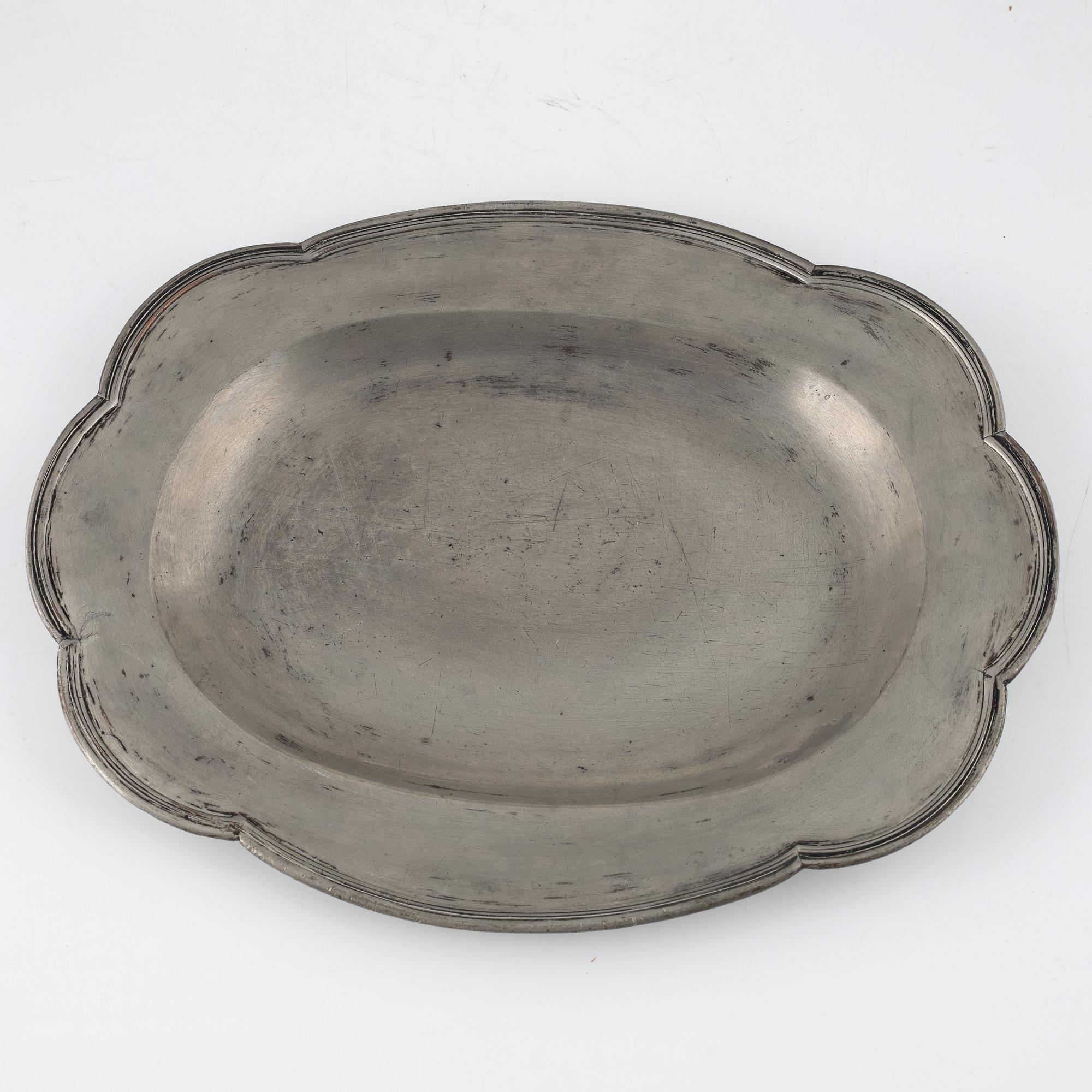 Three pewter dishes, Sweden, 18th/19th century.