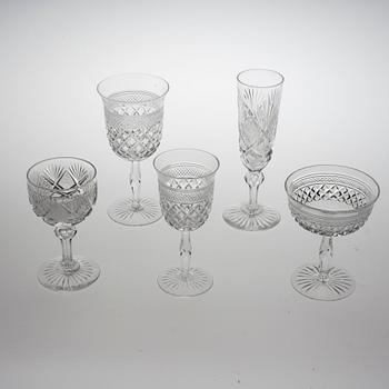 GLASSERVIS, 115 delar, 1900-talets första hälft.