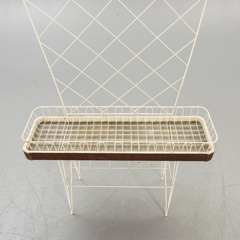 Blombord/spaljè, 1950-tal, String-modell.