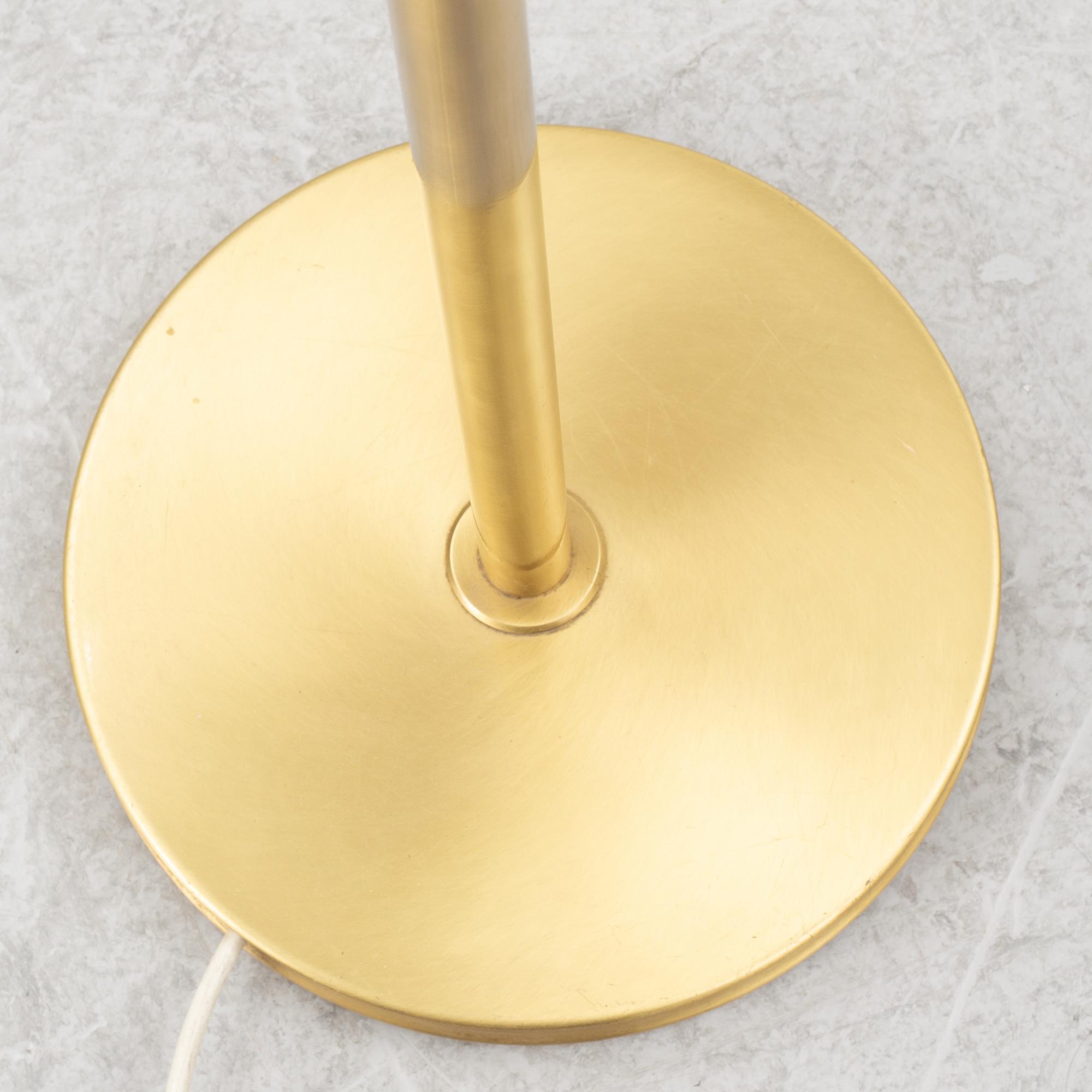 Josef Frank, golvlampa, modell 2148, Firma Svenskt Tenn.