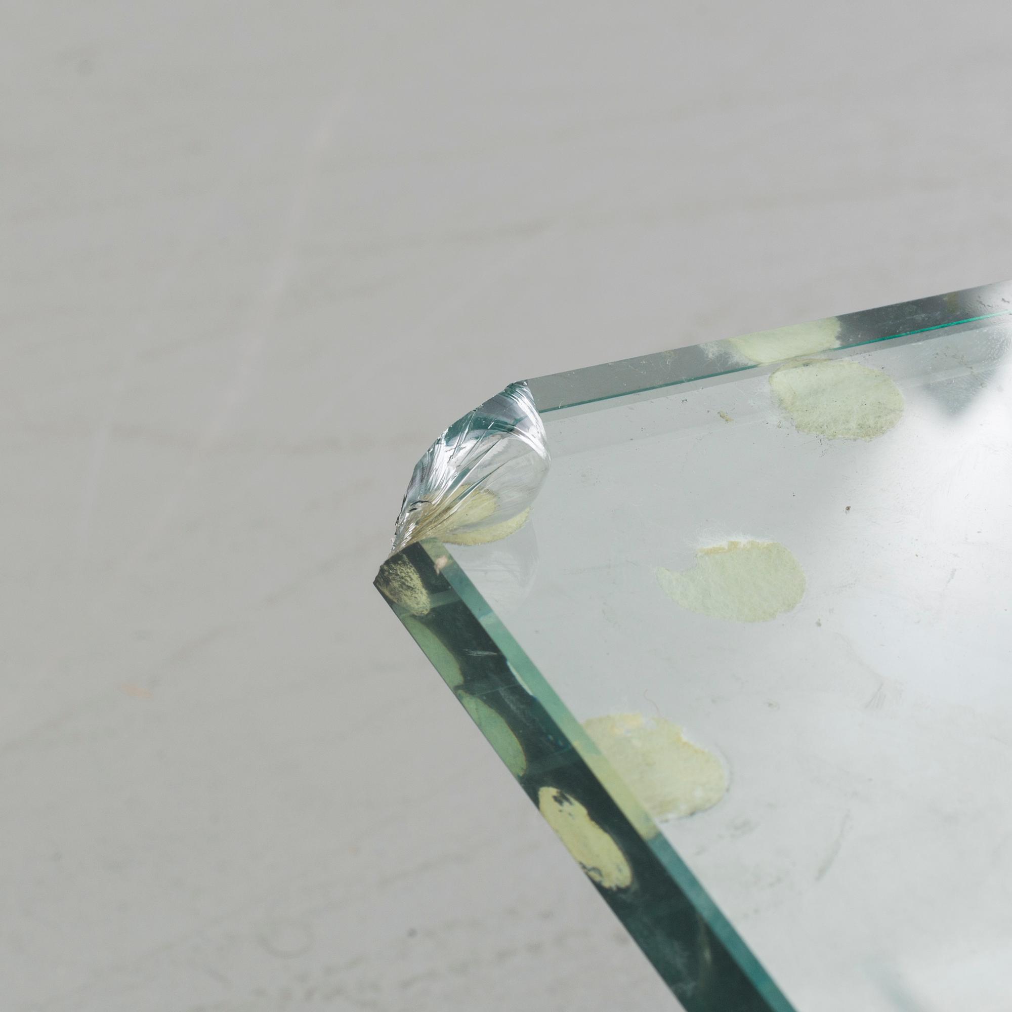 A PETER GHYCZY SIDE TABLE.