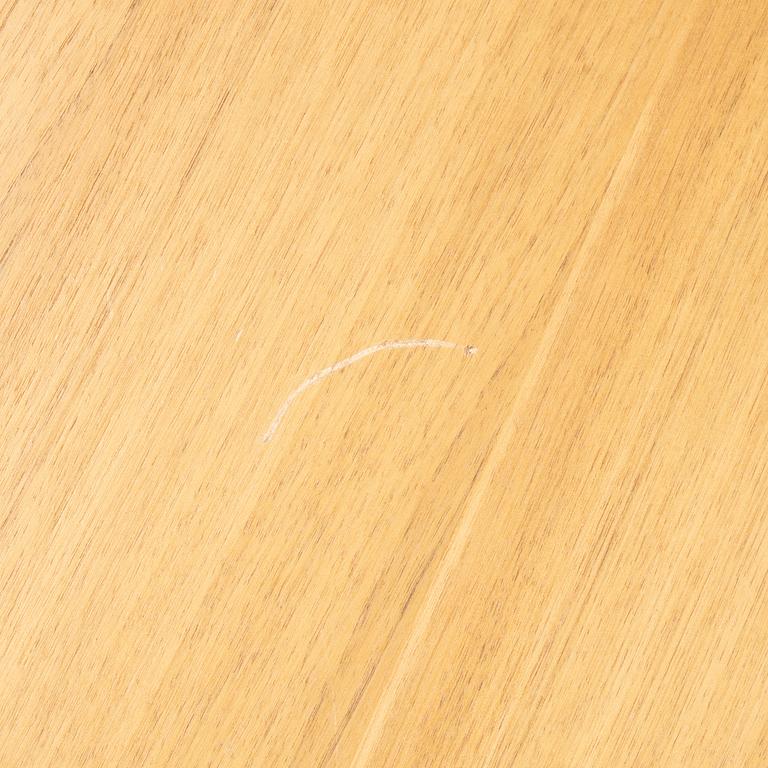 Andreas Störiko, table, model 620, Wilkhahn, contemporary.
