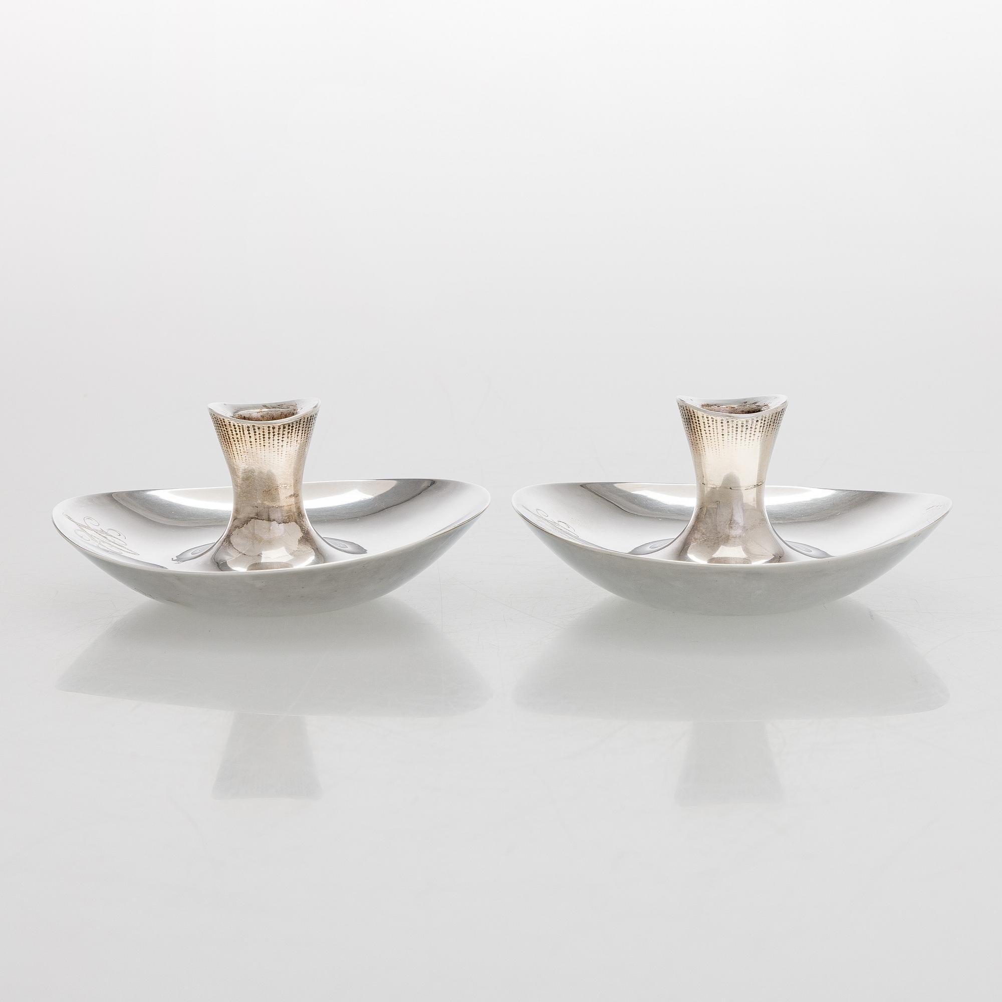 Tapio Wirkkala, ljusstakar ett par, silver, Hopeatehdas Helsinki 1956.