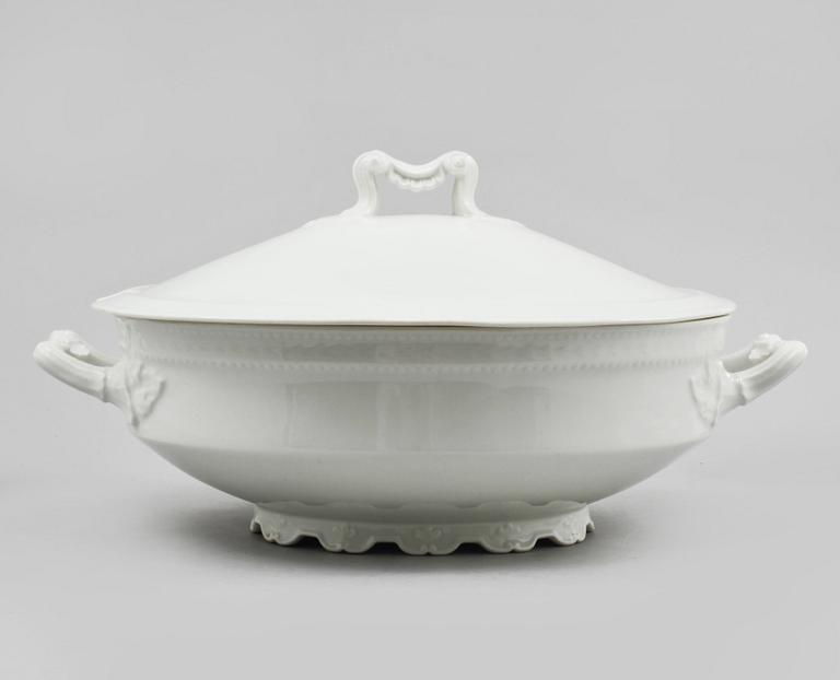 SERVISDELAR, 139 delar, porslin, Haviland & Co, Limoges, Frankrike, 1900-talets andra hälft.