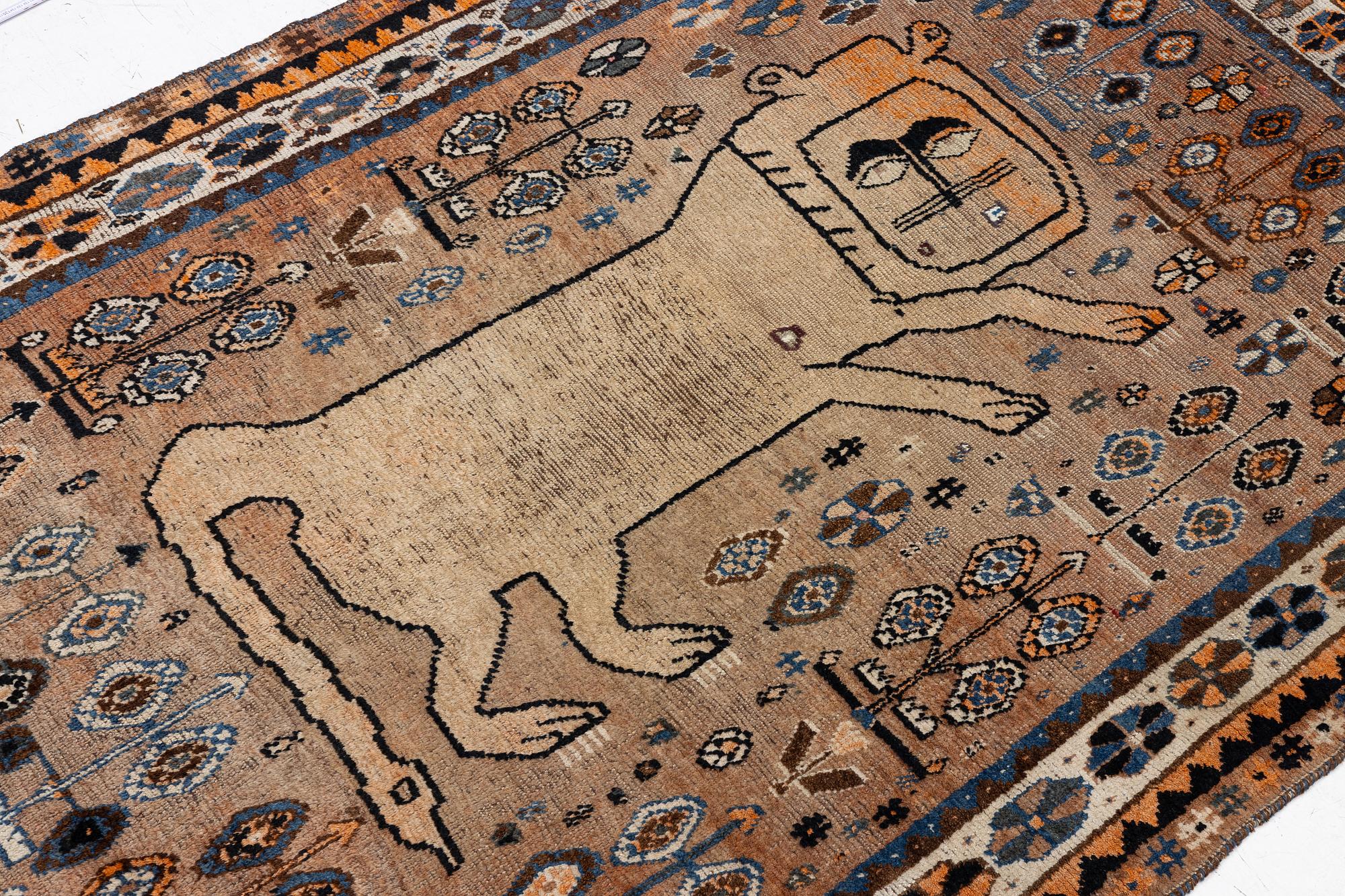 Carpet, Qashqai, lion, second half of the 19th century.
