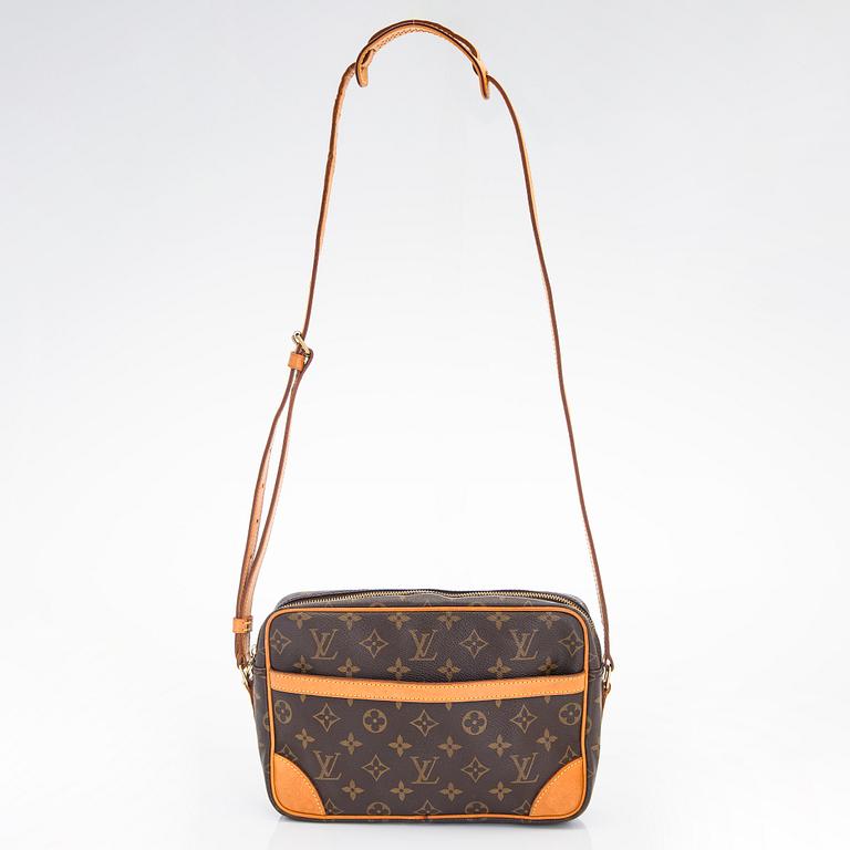 Louis Vuitton, a Monogram Canvas 'Trocadero 27' bag.