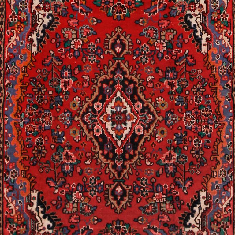 MATTA, Hamadan, ca 325 x 205 cm.