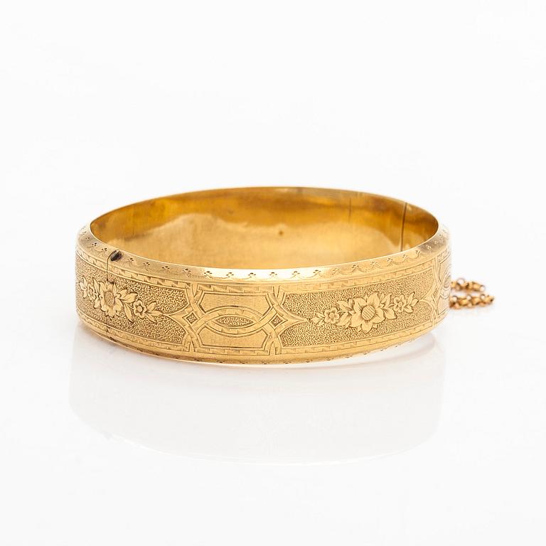 An 18K gold bangle, Anders Wilhelm Felixzon, Loviisa, Finland 1869.