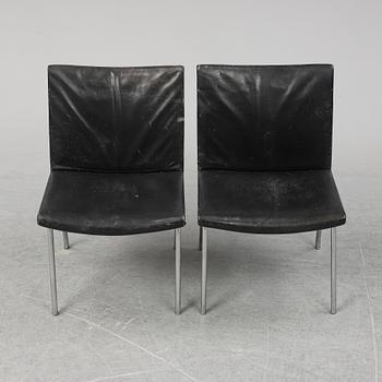 HANS J WEGNER, a pair of 'CH 401' 'Lufthavnstolen' chairs from the Kastrup series, Denmark, 1960's.