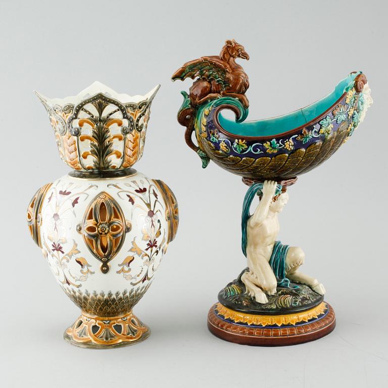 A majolica vase and bowl from Rörstrand, around the year 1900.