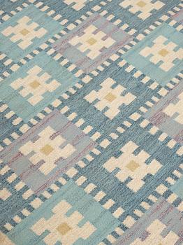 CARPET. "Vitsippa". Flat weave. 236,5 x 164,5 cm. Signed SB.