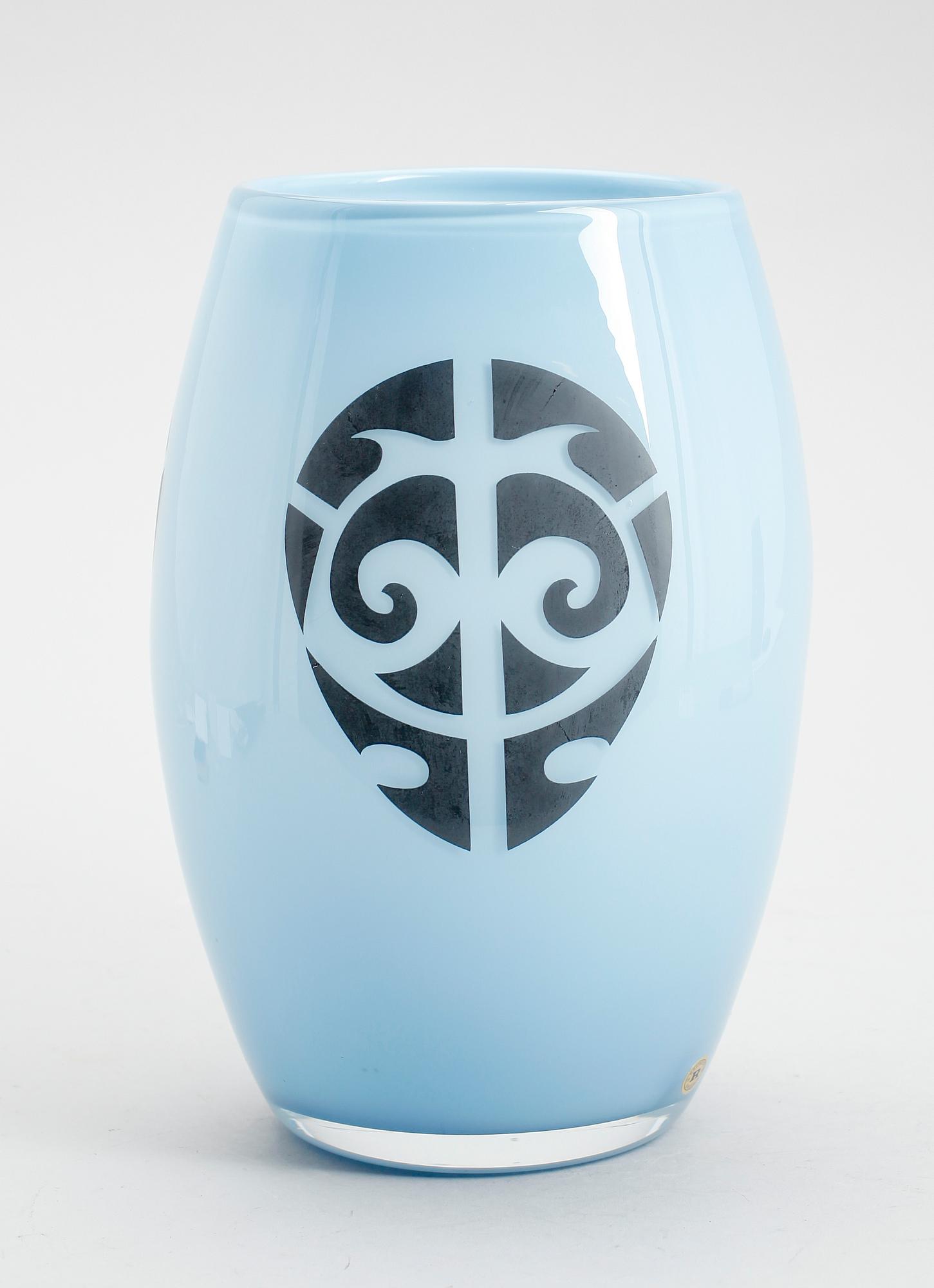 VAS, blått glas, "Tatoo", Jonas Root, Reijmyre.