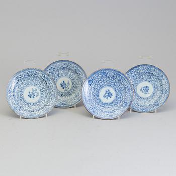 A set of four blue and white dishes, Qing dynasty, Kangxi (1662-1722).