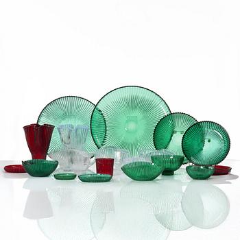 Arthur Percy, a 'Swedish Modern' glass service, "Reffla", Gullaskruf, the model designed in 1952 (110 pieces).