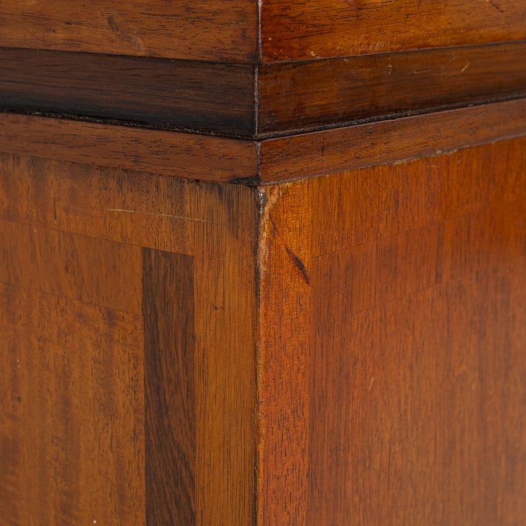 Carl Malmsten, attributed to, an imposing desk, circa late 1920s.