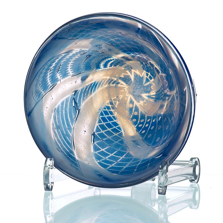 Edward Hald, a 'slipgraal' glass bowl, Orrefors 1948.