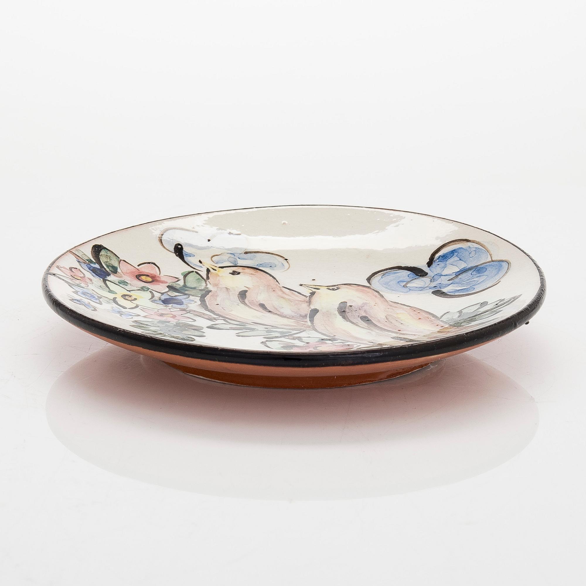 Kyllikki Salmenhaara, a red clay plate signed KS -42.