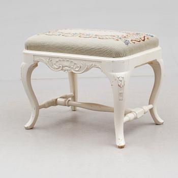 TABURETT, rokokostil, 1900-talets första hälft.