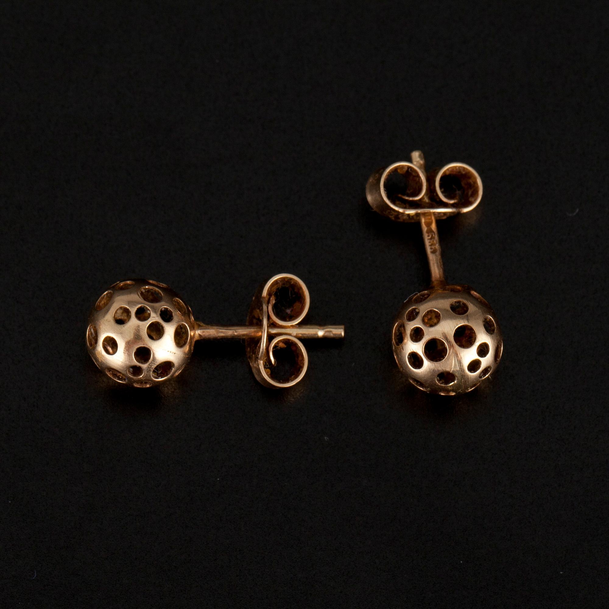HÄNGSMYCKE, 2 par ÖRHÄNGEN, guld 14K, Liisa Vitali, N. Westerback 1973. Vikt 4,1 g.