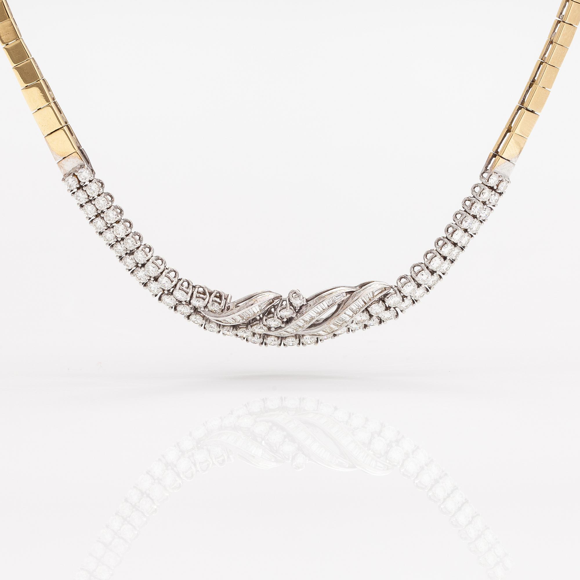 An 18K gold necklace with diamonds ca. 6.00 ct in total.