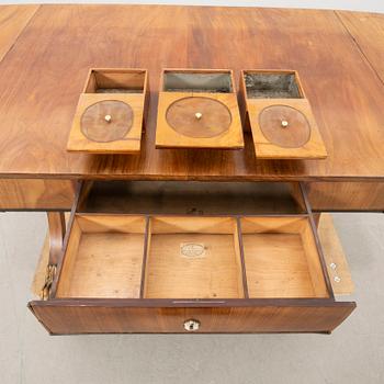 Drop-leaf table signed JA Åkerman's furniture factory Gothenburg Empire period 1810-20s.