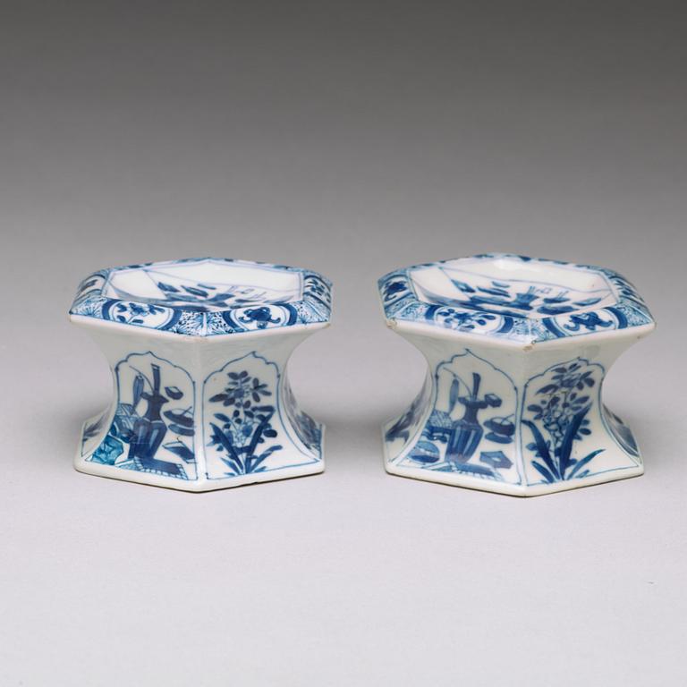 A pair of blue and white salts, Qing dynasty, Qianlong (1736-95).