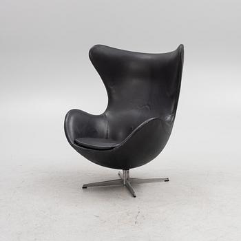 Arne Jacobsen, armchair, "The Egg Chair", Fritz Hansen, Denmark 1971.