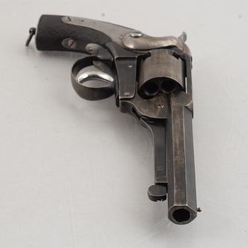 A cased Kerr patent double action percussion revolver. London Armoury Company. Serial no 11395.