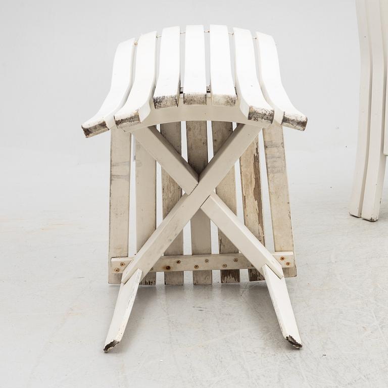 Alvar & Aino Aalto, an 'Aurino' garden furniture set with table and four chairs.