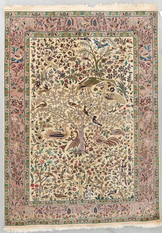 MATTA. Täbris/Kashmir. Ca 197x173 cm.