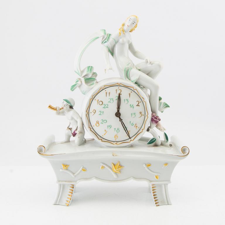 Table Clock Rosenthal, first half of the 20th century, porcelain.