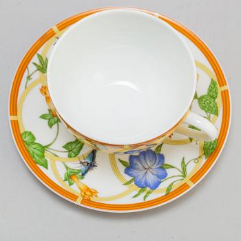 HERMÈS, koppar med fat, 6 stycken, porslin, "La Siesta", Paris, Frankrike, 2000-tal.