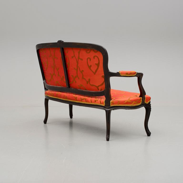SOFFA, rokokostil, 1900-talets mitt.