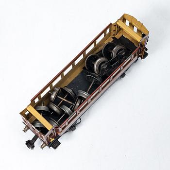 Märklin, Locomotives, carriages and accessories, first half of the 20th century.