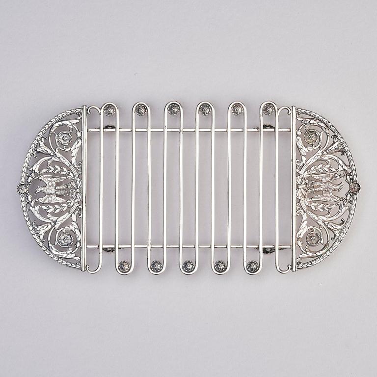 A silver asparagus cradle by W.A. Bolin, Moscow 1912-17.