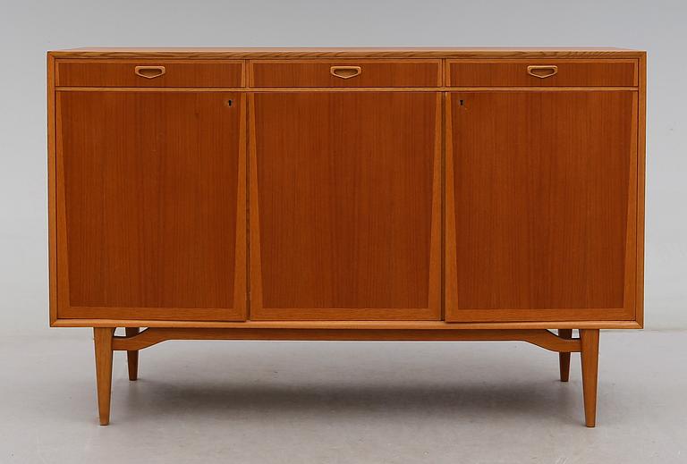 SIDEBOARD, 1900-talets andra hälft.