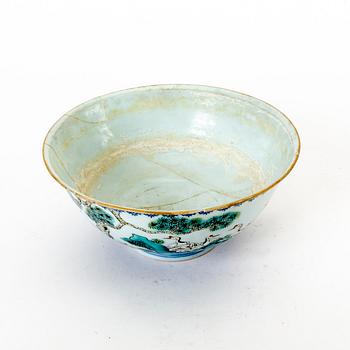 A famille rose bowl, late Qing dynasty, with Qianlong mark.