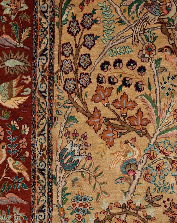OLD SILKE TÄBRIS. 260 x 151-163,5 cm.