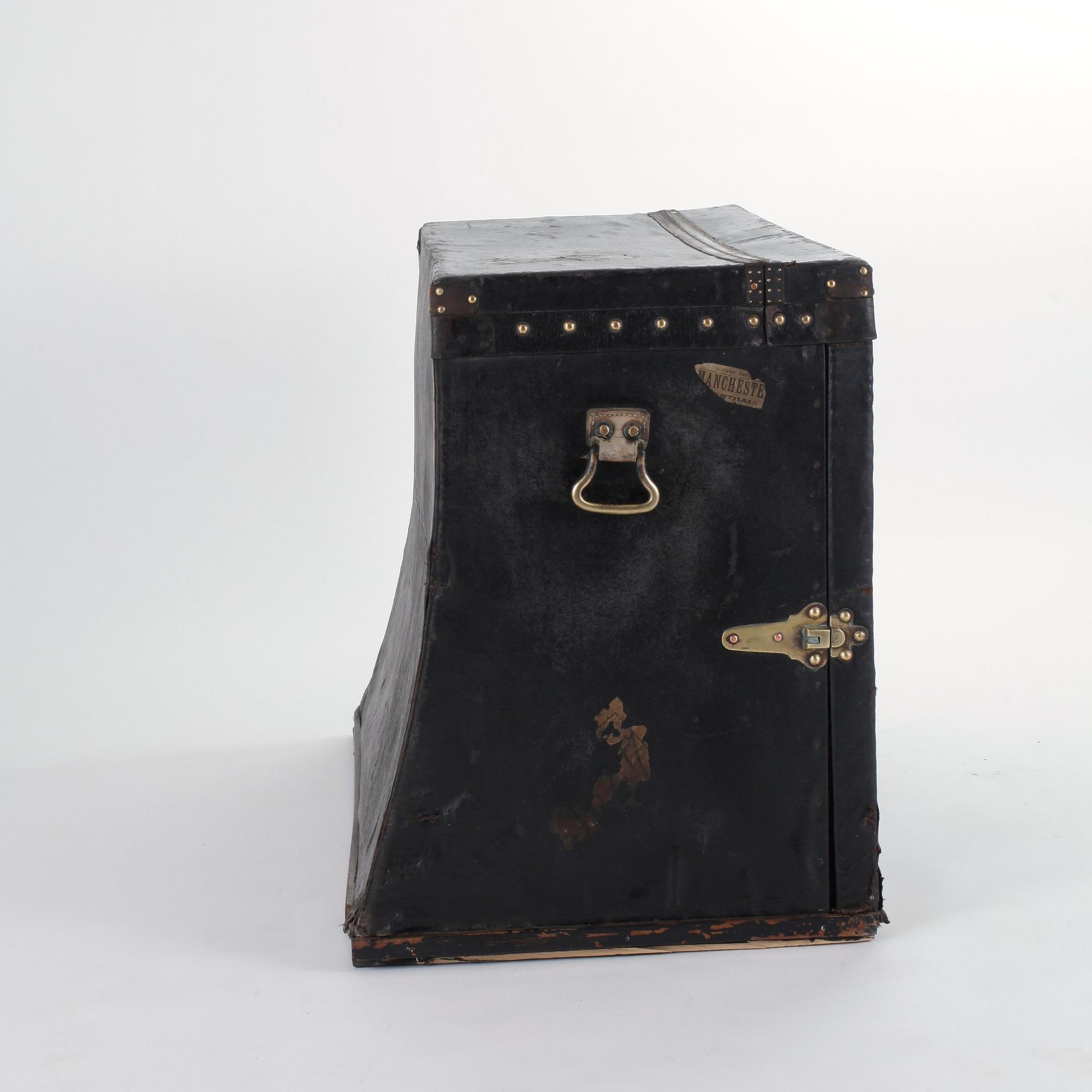 BILKOFFERT, Louis Vuitton, tidigt 1900-tal.