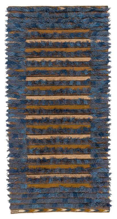 Märta Måås-Fjetterström, a carpet, "Blå Silverryan", knotted pile in relief, ca 201 x 96,5-97,5 cm, signed MMF.