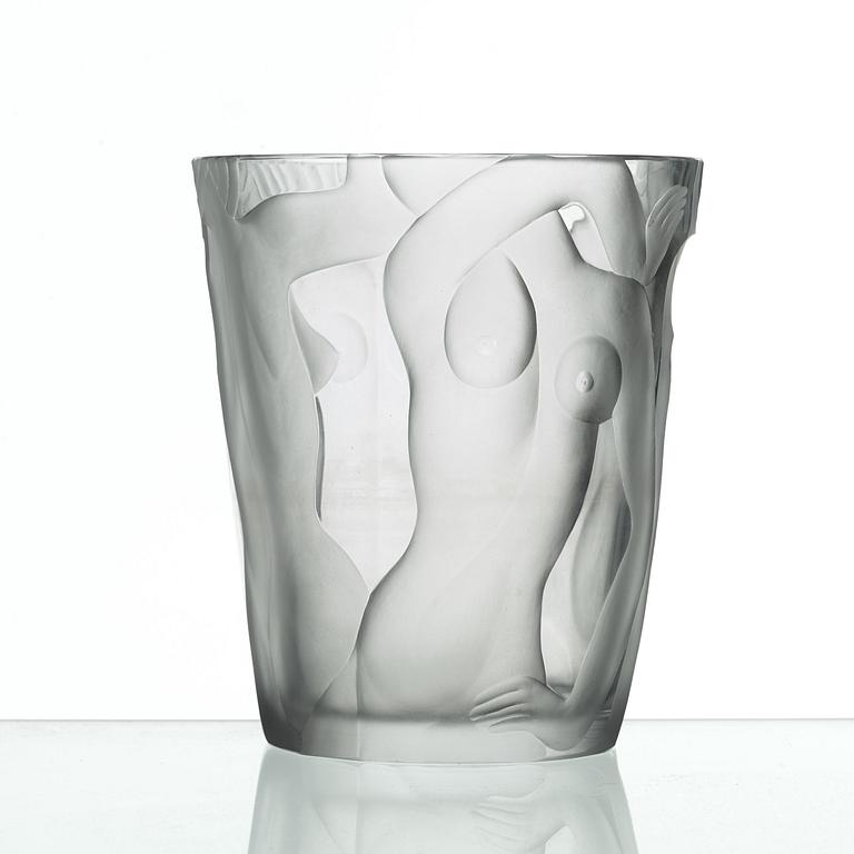 Vicke Lindstrand, a cut and sand blasted vase, Orrefors circa 1937.