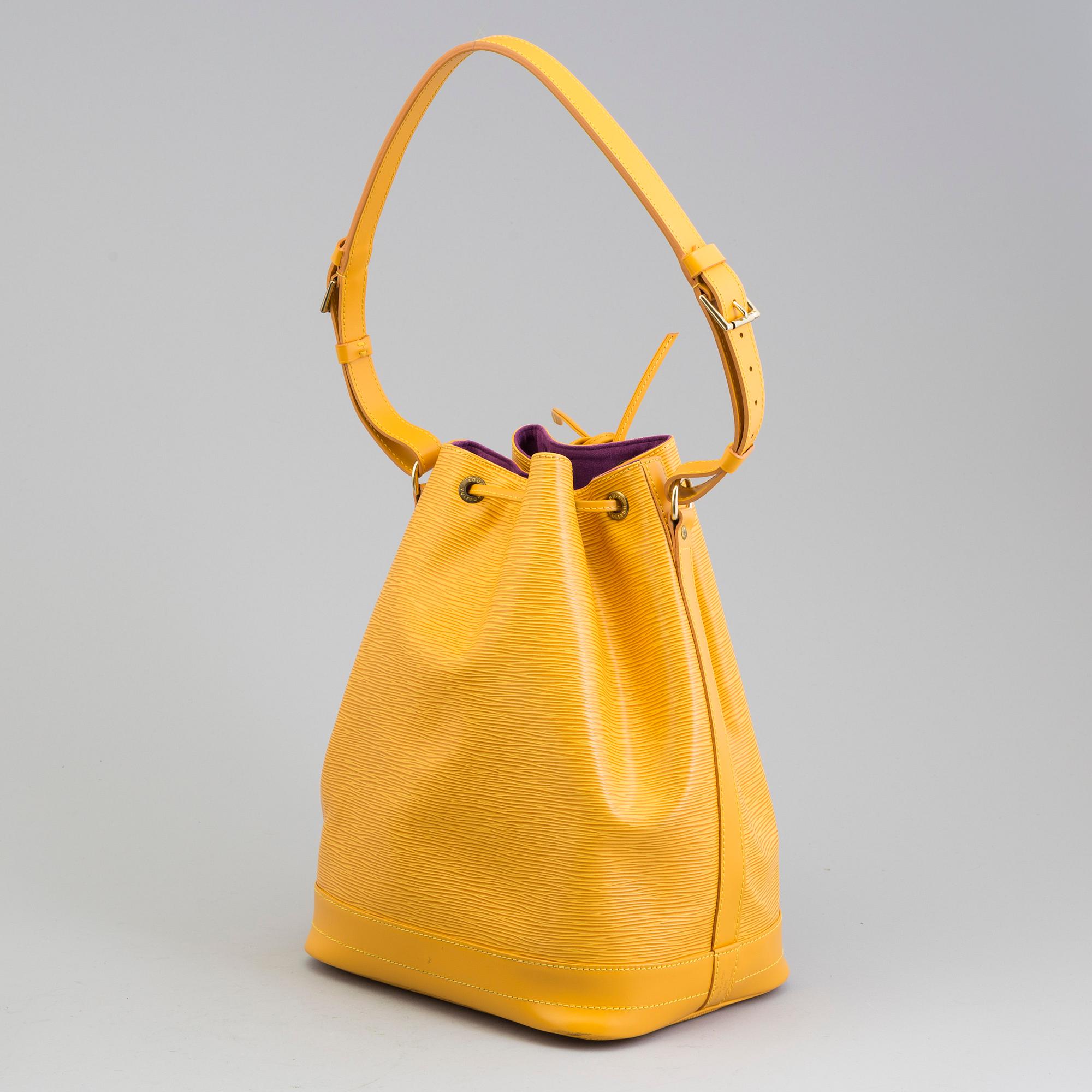 BAG, "Epi Noe", Louis Vuitton.