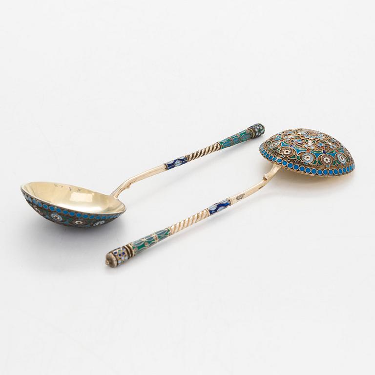 A pair of gilt silver and cloisonné enamel spoons, Moscow 1908-17. Unidentified master EO.