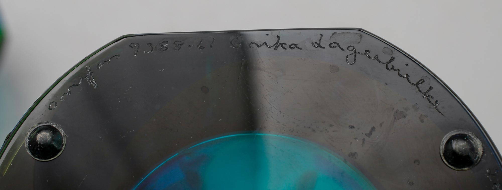 VASER, 2 st, glas, Erika Lagerbielke, Orrefors.
