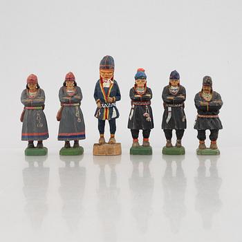 Lars Enarsson, figurer, 5 st samt
Georg Jonsson, 1 figur, samt väskor 3 st.