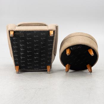 An armchair with footstool, Howard model, Englessons, 21st century.