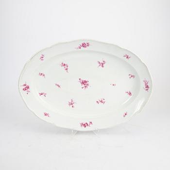 A set of three Meissen poreclain plates and bowl early 1900s.