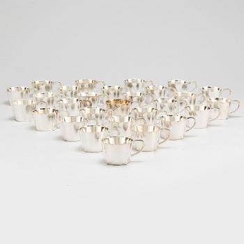 SIGVARD BERNADOTTE, nysilver, 28 st, punschbägare.