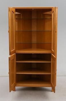 VITRINSKÅP, "Capella", Carl Malmsten, 1900-talets andra hälft.