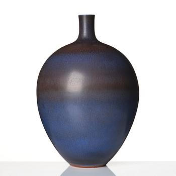 Berndt Friberg, a stoneware vase, Gustavsberg studio, Sweden 1968.